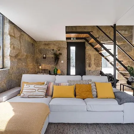 Casa de Férias Romantic Lemon Grove With Private Pool - Oporto Lemon Farm, Near Porto Valpedre