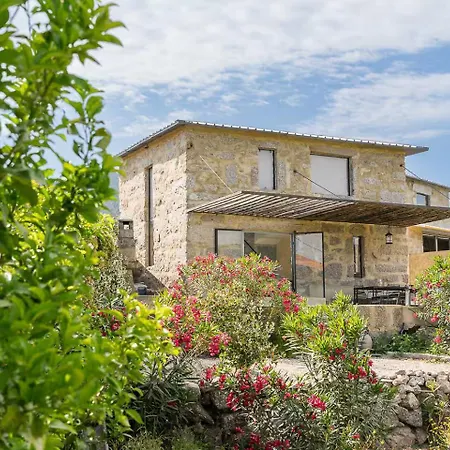 Casa de Férias Romantic Lemon Grove With Private Pool - Oporto Lemon Farm, Near Porto